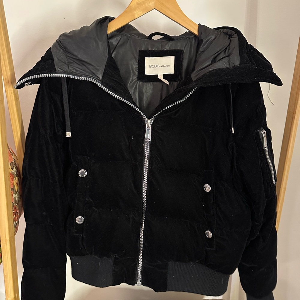 BCBGMAXAZRIA Black Puffer Jacket